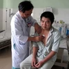 Bệnh nhân được mổ ghép tim đầu tiên ở Bệnh viện Trung ương Huế. (Ảnh: Quốc Việt/TTXVN)