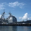 Tàu khu trục USS Shiloh của Mỹ neo đậu tại Vịnh Subic, căn cứ hải quân cũ của Mỹ ở Philippines. (Nguồn: AFP/TTXVN)