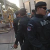 Cảnh sát Thái Lan gác tại điện thờ Erawan. (Nguồn: AFP/TTXVN)