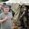 Bộ trưởng Nội vụ Ukraine Arsen Avakov thăm một căn cứ gần thành phố Izyum htáng 7/2014. (Nguồn: AFP)