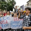 Học sinh xuống đường biểu tình ở Naples. (Nguồn: ANSA)