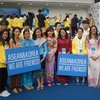 Tình nguyện viên các nước ASEAN tham gia chương trình. (Ảnh: Vũ Toàn-Phạm Duy/Vietnam+)