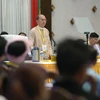 Tổng thống Myanmar Thein Sein (giữa) trong cuộc gặp với các đảng phái chính trị ở Yangon. (Nguồn: AFP/TTXVN)