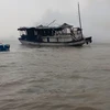 Cháy tàu du lịch chở khách nước ngoài tham quan Vịnh Hạ Long
