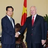 Thủ tướng Nguyễn Tấn Dũng tiếp Đại sứ Konstantin Vnukov đến chào xã giao nhân nhận nhiệm kỳ công tác tại Việt Nam. (Ảnh: Đức Tám/TTXVN)
