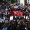Biểu tình phản đối Dự luật lao động sửa đổi tại Marseille, miền nam Pháp. (Nguồn: AFP/TTXVN)
