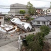 Những căn nhà bị tàn phá do động đất ở Mashiki, Kumamoto. (Nguồn: THX/TTXVN)