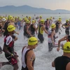 Các vận động viên tham gia cuộc thi VNG IRONMAN 70.3 Vietnam năm 2015. (Ảnh: Văn Sơn/TTXVN)