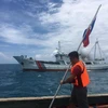 Bức ảnh được đăng trên trang Facebook của nhóm Kalayaan Atin Ito cho thấy họ đi thuyền đến bãi cạn Scarborough. (Nguồn: Kalayaan Atin Ito)