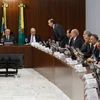 Tổng thống lâm thời Brazil Temer thảo luận về đề nghị giảm chi tiêu công với lãnh đạo Thượng viện. (Nguồn: EPA/TTXVN)