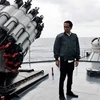 Tổng thống Indonesia Joko Widodo tới thăm quần đảo Natuna trên một tàu chiến. (Nguồn: AFP)