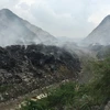 Bãi rác ở thôn Đồng Ao, xã Thanh Thủy (Thanh Liêm, Hà Nam) gây ô nhiễm môi trường nghiêm trọng. (Ảnh: Thanh Tuấn/TTXVN)