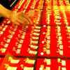 Vàng trang sức được bày bán tại một cửa hàng ở thành phố Lianyungang, tỉnh Giang Tô, miền Đông Trung Quốc. (Nguồn: THX/TTXVN)
