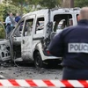 Pháp: Tấn công bằng bom xăng khiến bốn cảnh sát bị thương