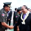 Lễ tiễn Thủ tướng Nguyễn Xuân Phúc tại sân bay quốc tế Siem Reap, Campuchia. (Ảnh: Thống Nhất/TTXVN)