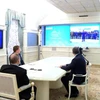 Tổng thống Vladimir Putin theo dõi việc đưa đường ống khí đốt tới Crimea qua video. (Nguồn: Kremlin.ru)