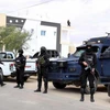 Cảnh sát Tunisia trong một chiến dịch truy quét các phần tử khủng bố tại khu vực ngoại ô Tunis. (Nguồn: AFP/TTXVN​)