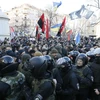 Đụng độ giữa cảnh sát và người biểu tình ở Kiev. (Nguồn: Reuters)