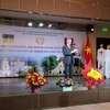 Đại sứ Việt Nam tại Ukraine Nguyễn Minh Trí phát biểu tại buổi lễ. (Ảnh: Dương Trí/TTXVN)