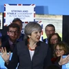 Thủ tướng Anh Theresa May trong chiến dịch vận động tranh cử ở Bristol. (Nguồn: EPA/TTXVN)