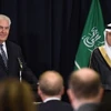 Ngoại trưởng Saudi Arabia Adel al-Jubeir và người đồng cấp Mỹ Rex Tillerson trong cuộc họp báo chung. (Nguồn: AFP)