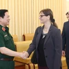 Đại tướng Ngô Xuân Lịch tiếp Bà Meirav Eilon Shahar, Đại sứ Đặc mệnh toàn quyền Israel tại Việt Nam. (Ảnh: Hồng Pha/TTXVN)