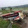Xe khách mất lái trên cao tốc Hà Nội-Lào Cai, hàng chục thương vong