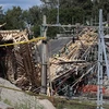 Hiện trường vụ sập cầu ở thị trấn Ludvika. (Nguồn: AFP/TTXVN)