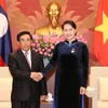 Chủ tịch Quốc hội Nguyễn Thị Kim Ngân tiếp Phó Chủ tịch nước Lào Phankham Viphavan. (Ảnh: Trọng Đức/TTXVN)