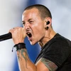 Ca sỹ Chester Bennington biểu diễn tại Wroclaw, Ba Lan tháng 6/2014. (Nguồn: EPA/TTXVN)