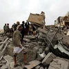 Cảnh đổ nát sau một cuộc không kích được cho là do liên quân Arab thực hiện tại Sanaa, Yemen. (Nguồn: EPA/TTXVN)