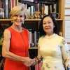 Bộ trưởng Ngoại giao Australia Julie Bishop tiếp Trưởng Ban dân vận Trung ương Trương Thị Mai. (Ảnh: Khánh Linh/Vietnam+)