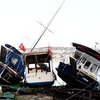 Những chiếc thuyền bị phá hủy sau động đất tại Thổ Nhĩ Kỳ. (Nguồn: EPA/TTXVN)