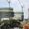Lò phản ứng số 1 và số 2 tại nhà máy Takahama của công ty điện lực Kansai ở tỉnh Takahama. (Nguồn: Kyodo/TTXVN)