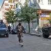 Cảnh sát Thổ Nhĩ Kỳ tham gia chiến dịch truy quét các đối tượng tình nghi khủng bố, tại Diyarbakir. (Nguồn: AFP/TTXVN)