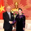 Chủ tịch Quốc hội Nguyễn Thị Kim Ngân tiếp ông Tsutomu Takebe, Cố vấn đặc biệt Liên minh nghị sỹ hữu nghị Nhật-Việt. (Ảnh: Trọng Đức/TTXVN)