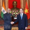 Chủ tịch nước Trần Đại Quang tiếp Đại sứ Cộng hòa Ấn Độ Parvathaneni Harish đến trình Quốc thư nhân nhiệm kỳ công tác tại Việt Nam ngày 9/6/2016. (Ảnh: Nhan Sáng/TTXVN)