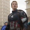Chris Evans trong vai Captain America. (Nguồn: insidethemagic.net)