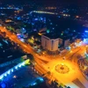 Thành phố Điện Biên Phủ lung linh về đêm. (Ảnh: Xuân Tư/TTXVN)