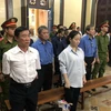Các bị cáo tại phiên tòa ngày 11/5. (Ảnh: Thành Chung/TTXVN)