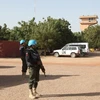 Các binh sỹ MINUSMA tuần tra tại thành phố Timbuktu, Mali. (Nguồn: AFP/TTXVN)