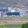 Khu công nghiệp chung Kaesong nhìn từ Paju, Hàn Quốc. (Nguồn: AFP/TTXVN)