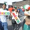 [Photo] Cổ động viên Mexico vỡ òa trong niềm vui chiến thắng