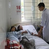 Chị Viễn và cháu Hà đang được theo dõi tại Bệnh viện đa khoa Hà Tĩnh. (Ảnh: Tường-Minh/Vietnam+)