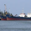 Các tàu vào neo đậu tại cảng Cửa Việt. (Ảnh: Nguyên Lý/TTXVN)