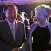 Ngoại trưởng Hàn Quốc Kang Kyung-wha và người đồng cấp Triều Tiên Ri Yong-ho tại bữa tiệc tối trong khuôn khổ Diễn đàn ARF. (Nguồn: straitstimes.com)