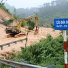 Mưa lớn kéo dài trong nhiều ngày đã khiến huyện Tumơrông, tỉnh Kon Tum bị sạt lở nghiêm trọng. (Ảnh: Cao Nguyên/TTXVN)