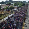 Người di cư Honduras trên hành trình tới Mỹ tại tuyến đường nối Ciudad Hidalgo và Tapachula, bang Chiapas, Mexico. (Nguồn: AFP/TTXVN)