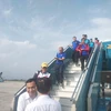 Sau hơn 3 giờ bay, đội tuyển Việtm Nam đã về đến Hà Nội.