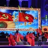 Tiết mục biểu diễn nghệ thuật kỷ niệm 89 năm Ngày thành lập Đảng Cộng sản Việt Nam. (Ảnh: Xuân Dự/TTXVN)
